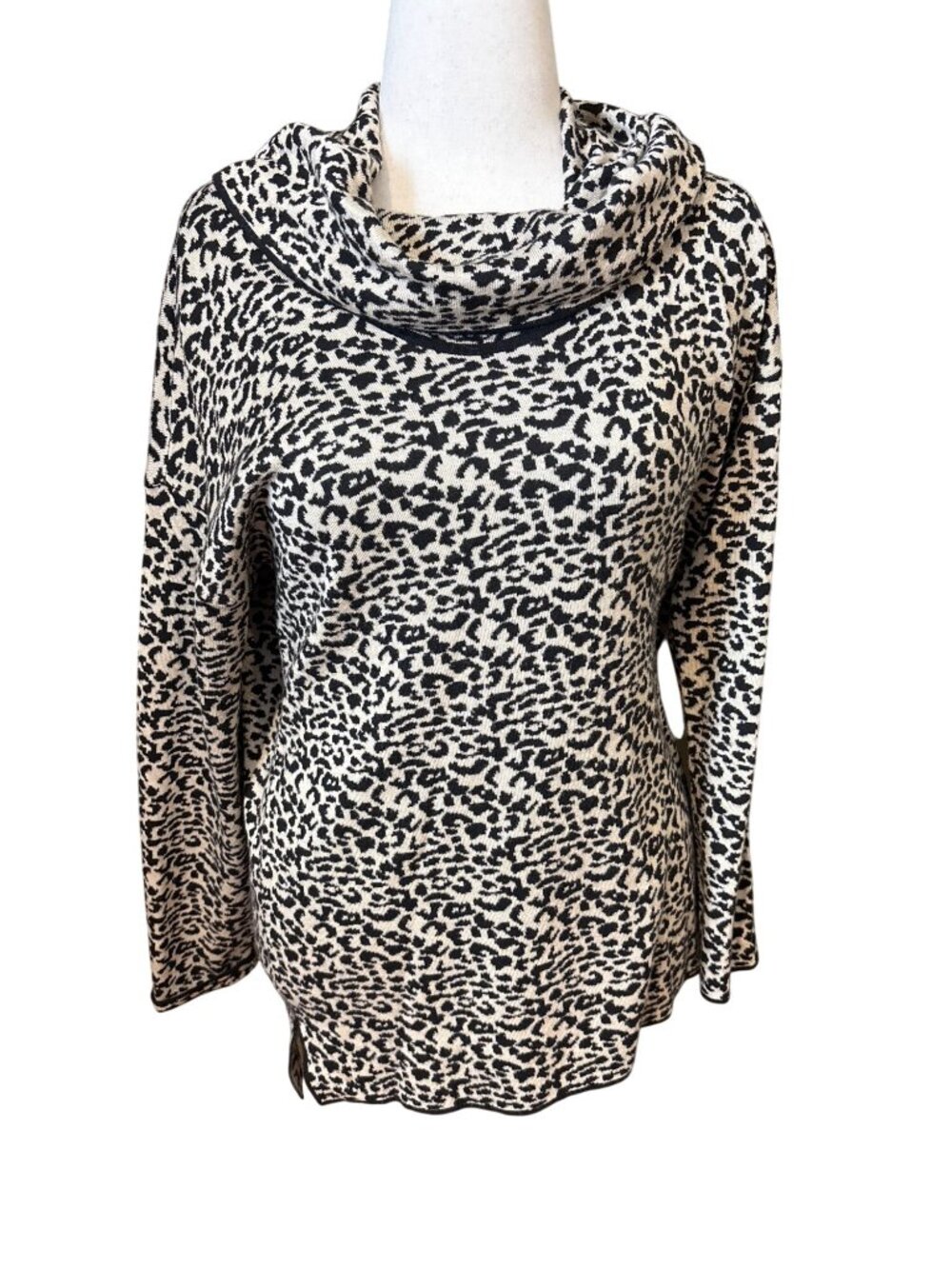 Calvin Klein Cowl Neck Leopard Print Sweater Women’s M Black Beige Long Sleeve